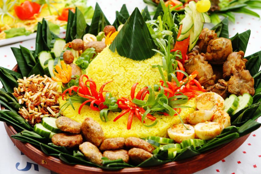 Nasi Tumpeng